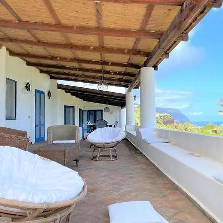 Ferienhaus Le Di Eolo Malfa (Salina)