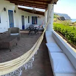 Le Di Eolo Malfa (Salina)