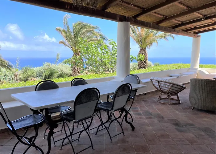 Casa vacanze Le Di Eolo Malfa (Salina)